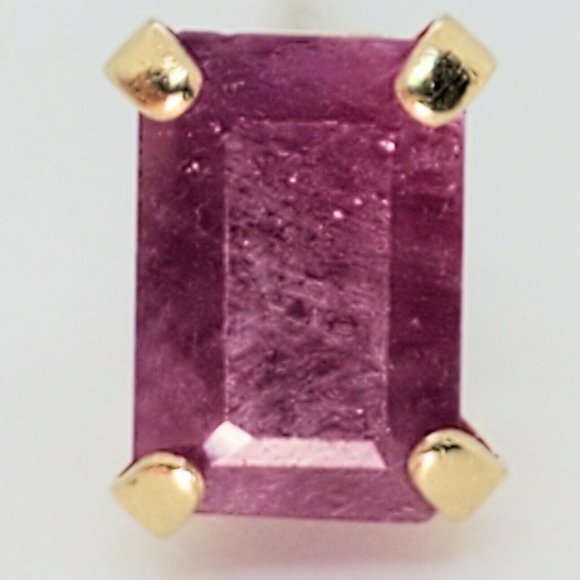 Single 14k Yellow Gold Emerald Cut Ruby 1 Ct Stud Post Earring H12 - Picture 1 of 6